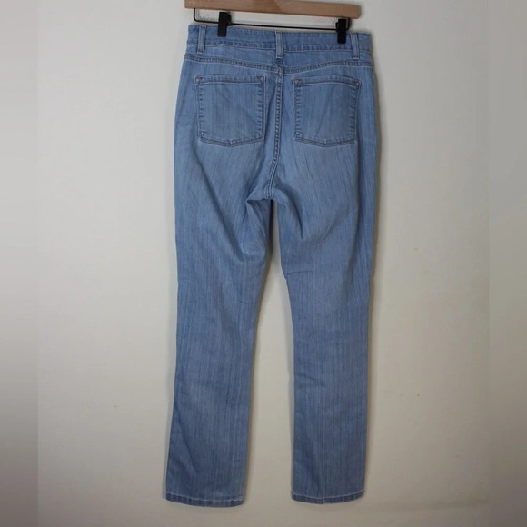 L.L. Bean Size 10R Light Wash Straight Leg Mid Rise Jeans - Size Tag Missing - Picture 3 of 7
